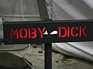 Wegen seiner Form wird der Hangar von den Soldaten "Moby Dick" genannt. (Bild öffnet sich in einem neuen Fenster)