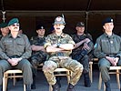 V.l.: Brigadier Pernitsch, Brigadier Mora und Oberstleutnant Pachinger. (Bild öffnet sich in einem neuen Fenster)