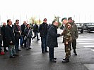 Begrüßung durch den türkischen General Ugur Tarcin. (Bild öffnet sich in einem neuen Fenster)