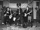 Die Band in Action. (Bild öffnet sich in einem neuen Fenster)