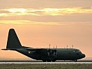 Um 16:00 Uhr landete die C-130 "Hercules".