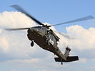 Ein Helikopter im Auslandeinsatz. (Bild öffnet sich in einem neuen Fenster)
