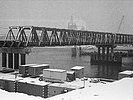 Am 19. Dezember, konnte die erste Ersatzbrücke in Betrieb gehen. (Bild öffnet sich in einem neuen Fenster)