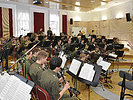 Die Militärmusik Oberösterreich im neuen großen Probesaal. (Bild öffnet sich in einem neuen Fenster)