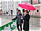 Zieleinlauf am Residenzplatz mit Sportsprecherin Michaela Trinkl. (Bild öffnet sich in einem neuen Fenster)