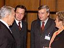 Helmut Zilk, Günther Platter, Fritz Verzetnitsch, Waltraud Klasnic. (Bild öffnet sich in einem neuen Fenster)