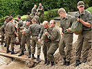 2002: Mehr als 10.000 Soldaten helfen im Sommer beim Hochwassereinsatz. (Zum Vergrößern anklicken!)