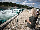 Klaudia Tanner eröffnet Training der Wassersportler des Heeres. (Bild öffnet sich in einem neuen Fenster)