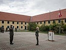 Klaudia Tanner besucht Jägerbataillon 33. (Bild öffnet sich in einem neuen Fenster)