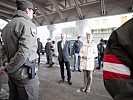 Ministerin Tanner besuchte die Milizsoldaten in Kärnten. (Bild öffnet sich in einem neuen Fenster)