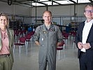 Ministerin Tanner mit Oberstleutnant Koller und Landesrat Drechsler. (Bild öffnet sich in einem neuen Fenster)