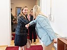 Klaudia Tanner mit Nationalrätin Maria Großbauer. (Bild öffnet sich in einem neuen Fenster)