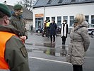 24.12.: Klaudia Tanner besucht Soldaten in Laa an der Thaya. (Bild öffnet sich in einem neuen Fenster)