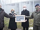 Klaudia Tanner eröffnete das neue Welpenhaus. (Bild öffnet sich in einem neuen Fenster)