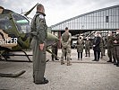 Klaudia Tanner besucht das Kommando Luftunterstützung. (Bild öffnet sich in einem neuen Fenster)