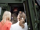 Startschuss für Frauenwerbekampagne. (Bild öffnet sich in einem neuen Fenster)