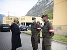 Ministerin Klaudia Tanner dankte Lebensrettern. (Bild öffnet sich in einem neuen Fenster)