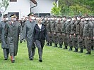 Klaudia Tanner bei der Kommandoübergabe in Enns. (Bild öffnet sich in einem neuen Fenster)