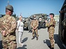 Ministerin Tanner auf Truppenbesuch bei der KFOR-Mission. (Bild öffnet sich in einem neuen Fenster)