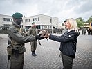 Neue Nachtsichtbrillen für das Jägerbataillon 12. (Bild öffnet sich in einem neuen Fenster)