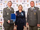 Ministerin Klaudia Tanner bei der Deutschmeister-Gala 2021 in Wien. (Bild öffnet sich in einem neuen Fenster)