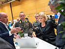 Klaudia Tanner bei der IKT-Sicherheitskonferenz. (Bild öffnet sich in einem neuen Fenster)