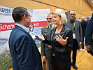 Klaudia Tanner bei der IKT-Sicherheitskonferenz. (Bild öffnet sich in einem neuen Fenster)