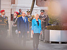 Klaudia Tanner mit Charalambos Petrides. (Bild öffnet sich in einem neuen Fenster)