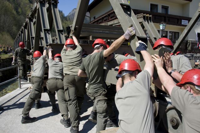 Bildgröße auf die Monitorauflösung (640x480 px) optimiert