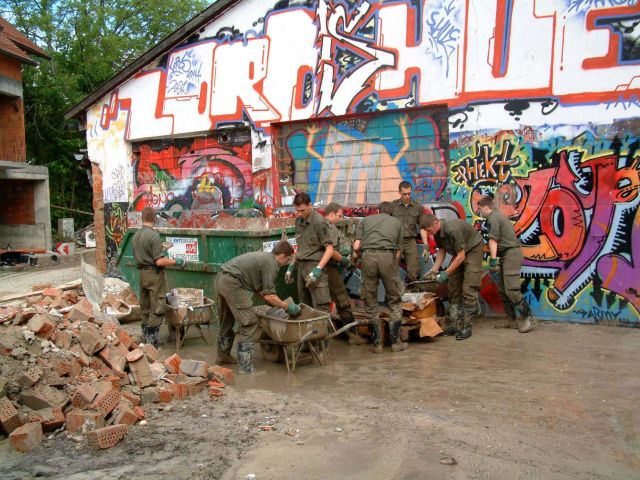 Bildgröße auf die Monitorauflösung (640x480 px) optimiert