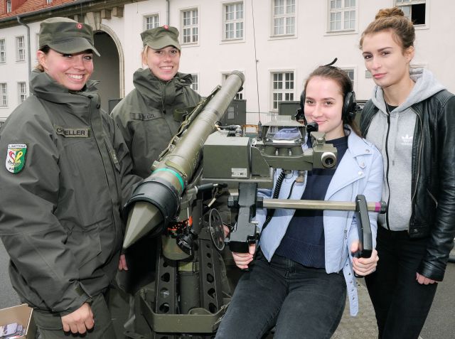 Bildgröße auf die Monitorauflösung (640x480 px) optimiert