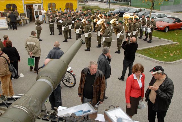Bildgröße auf die Monitorauflösung (640x480 px) optimiert