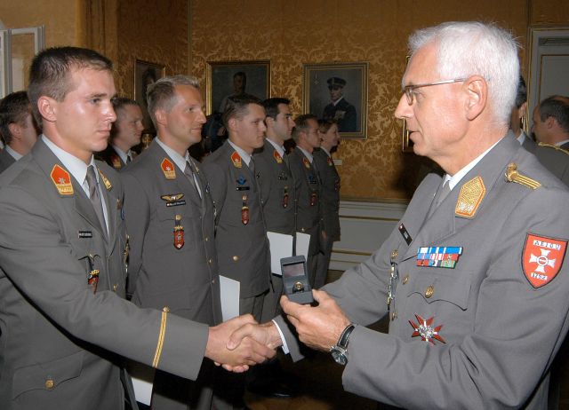 Bildgröße auf die Monitorauflösung (640x480 px) optimiert