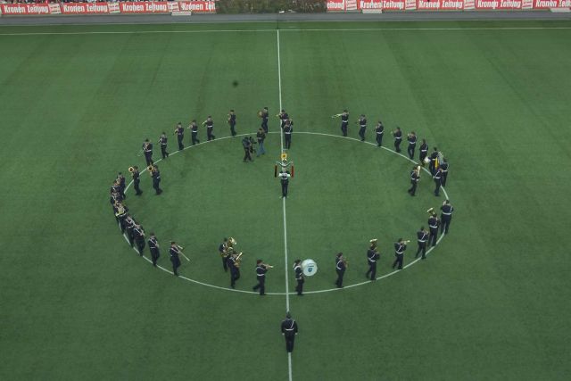 Bildgr&ouml;&szlig;e auf die Monitoraufl&ouml;sung (640x480 px) optimiert