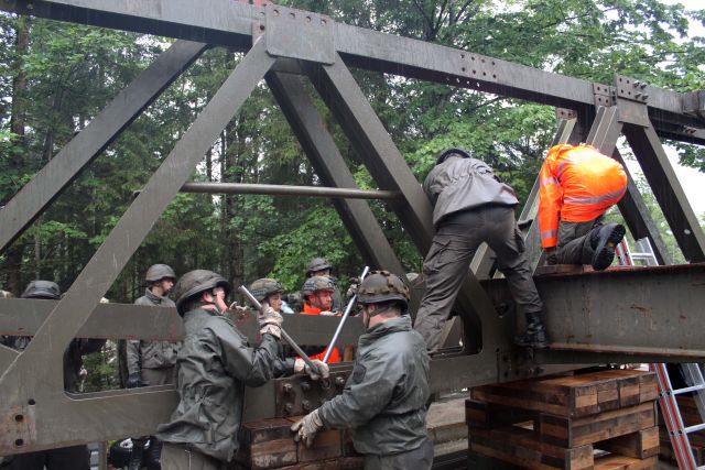 Bildgr&ouml;&szlig;e auf die Monitoraufl&ouml;sung (640x480 px) optimiert