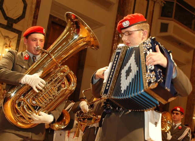 Bildgröße auf die Monitorauflösung (640x480 px) optimiert