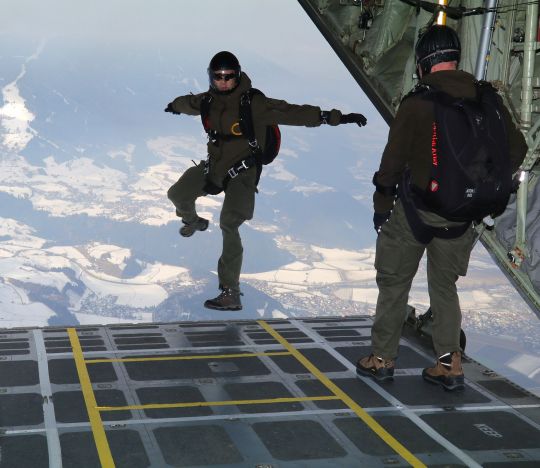 Bildgröße auf die Monitorauflösung (640x480 px) optimiert