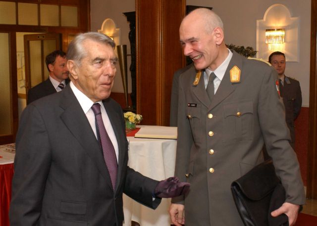 Bildgröße auf die Monitorauflösung (640x480 px) optimiert