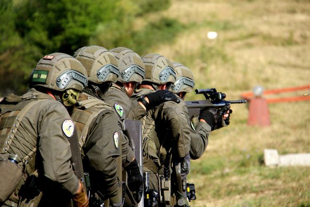 Bildgröße auf die Monitorauflösung (640x480 px) optimiert