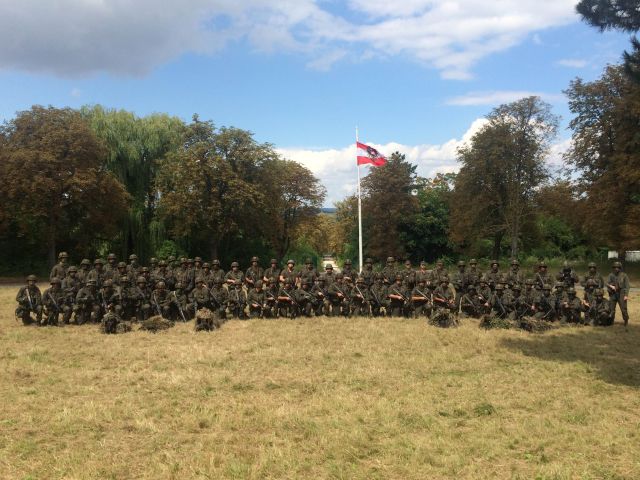 Bildgröße auf die Monitorauflösung (640x480 px) optimiert