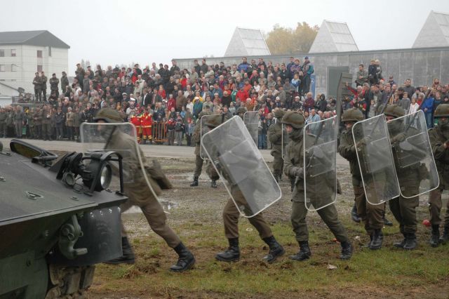 Bildgröße auf die Monitorauflösung (640x480 px) optimiert