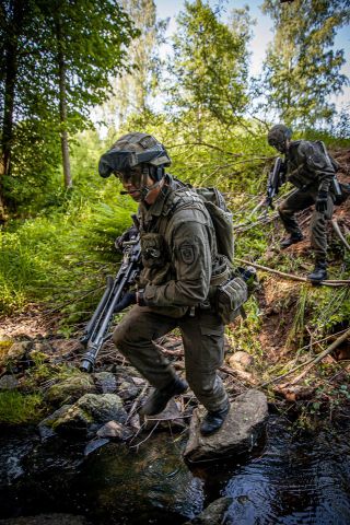 Bildgröße auf die Monitorauflösung (640x480 px) optimiert