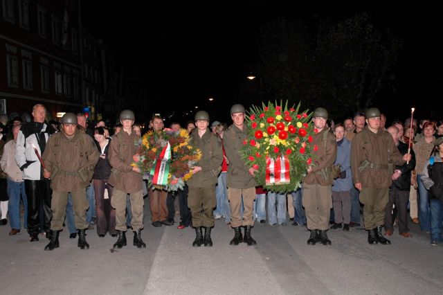 Bildgr&ouml;&szlig;e auf die Monitoraufl&ouml;sung (640x480 px) optimiert