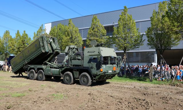 Bildgr&ouml;&szlig;e auf die Monitoraufl&ouml;sung (640x480 px) optimiert