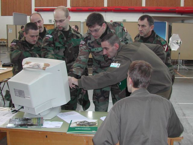 Bildgröße auf die Monitorauflösung (640x480 px) optimiert