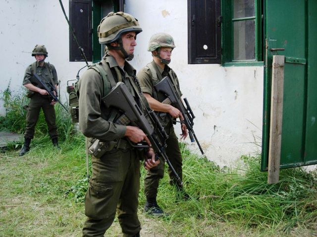 Bildgr&ouml;&szlig;e auf die Monitoraufl&ouml;sung (640x480 px) optimiert