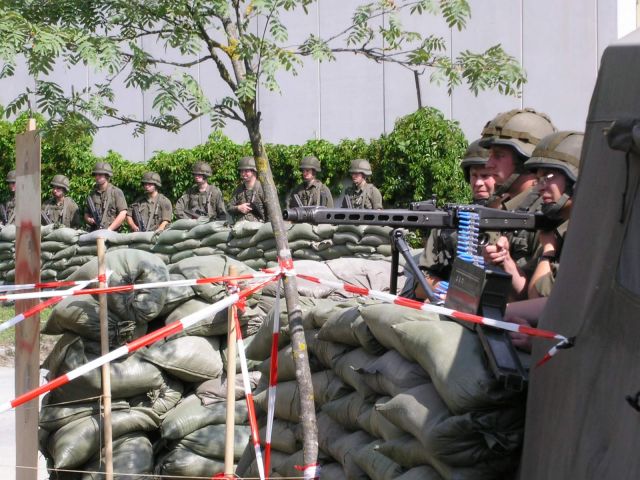 Bildgröße auf die Monitorauflösung (640x480 px) optimiert