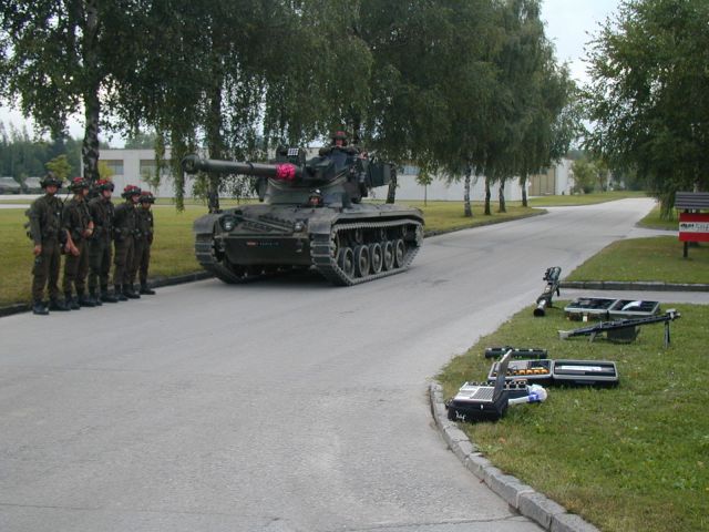 Bildgröße auf die Monitorauflösung (640x480 px) optimiert