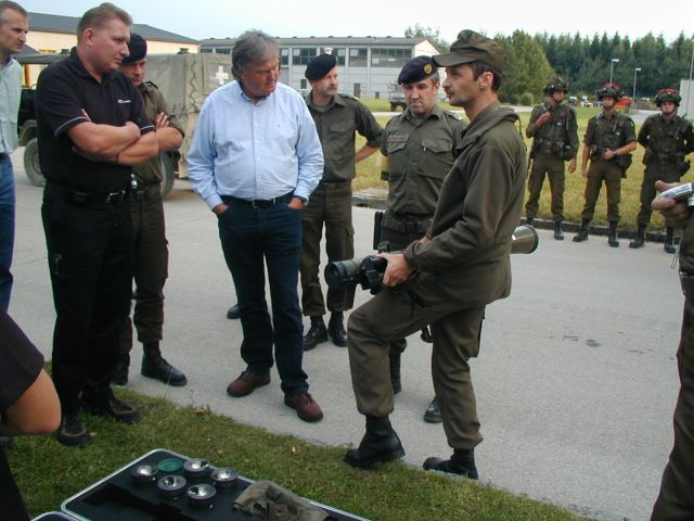 Bildgröße auf die Monitorauflösung (640x480 px) optimiert