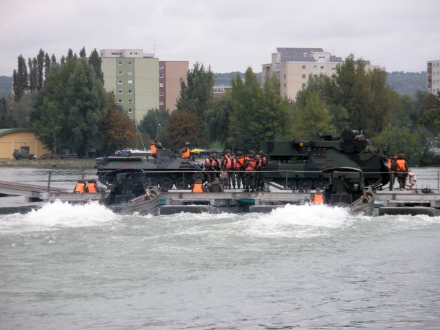 Bildgröße auf die Monitorauflösung (640x480 px) optimiert